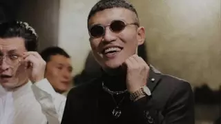 "Мойындаймын". ИК тобының әншісі сахнадағы қылығы үшін кешірім сұрады