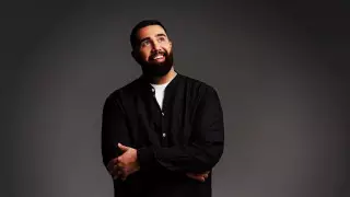 "Жаңа кезең". Jah Khalib әке атанды