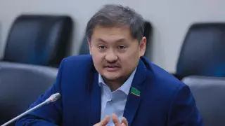 Жаңа министр Саясат Нұрбек балалары неге Кипрде оқитынын түсіндірді