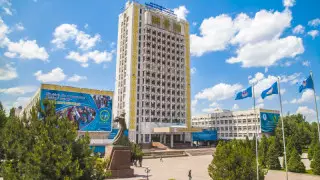 ҚазҰУ-дан заңсыз алынған жерге не салынбақ болғаны белгілі болды