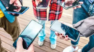 "Мобайл Телеком-Сервис" пен Kcell-ге қатысты тергеу басталды