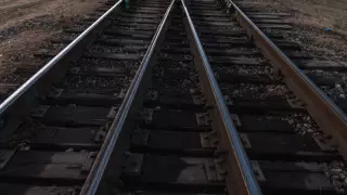 Атырауда жасөспірім тепловоз астына түсіп қаза тапты