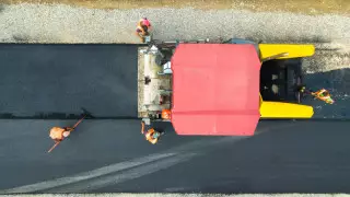 "Барлық ірі мердігерді білеміз" - Антикор басшысы жол құрылысы саласындағы сыбайлас жемқорлық туралы