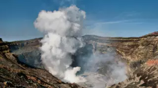 Жапонияда Сакурадзима жанартауы атқылай бастады