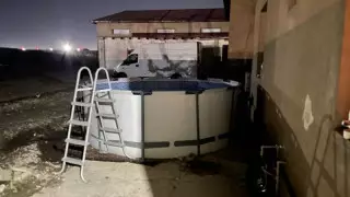 Шымкентте бассейнге құлап кеткен 3 жасар бала комаға түсті