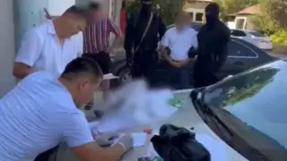 Түркістан облысында басшы қарамағындағы қызметкерінен миллион теңге талап еткен