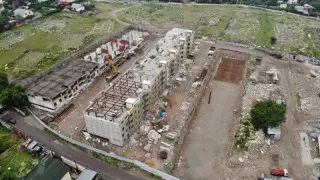 Алматыда тағы бір заңсыз салынып жатқан тұрғын үй кешені сүріледі