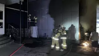 Алматы орталығында қойма өртенді