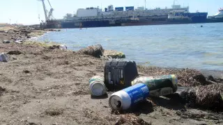 Форт-Шевченко тұрғындары қоқысқа толы жағажайға шағымданды