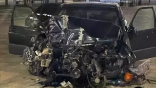 Қостанайдағы жол апаты: орындықтар мен шамдар қираған