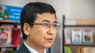 Министр баласының мектеп формасына қанша ақша жұмсағанын айтты