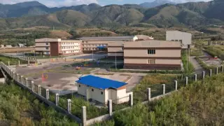 Талғарда 3 миллиард теңгеге салынған мектепті прокуратура тексереді