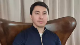 Сот Қайрат Құдайбергенді қамауда ұстау мерзімін ұзартты