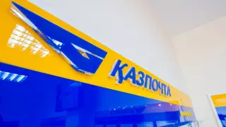 БҚО-да "Қазпоштаның" екі қызметкері 37 миллион теңгеден аса қаржы жымқырған