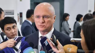 Скляр Астана атауын елордаға қайтару туралы ұсынысқа қатысты пікір білдірді