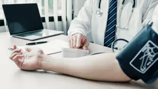 Ақтөбеде арнайы ХҚКО басшысы тексерістен кейін қызметінен босатылды