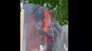Қытайда аз уақыт ішінде зәулім ғимарат өртке оранды