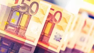 Қазақстан ХҚҚДБ-нен 345 миллион еуро қарыз алуды жоспарлап отыр