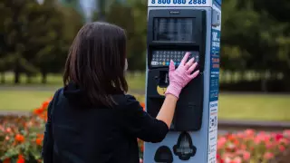 Астанада шетелдік нөмірлі көліктер үшін автотұраққа қалай төлейді?