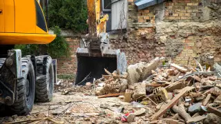 Алматылықтар вокзал құрылысына байланысты үйлері сүріле ме деп қорқады