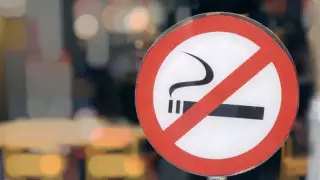 Астана әуежайында электронды темекісі бар мас адам ұсталды