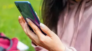 Ақтөбелік әйел абысынын алдап суретке түсіріп, атына 2,5 миллион теңге несие рәсімдеген