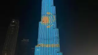 Бонни Бон онлайн порно көру