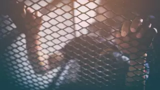 Теміртаудағы гараждардың бірінде қамауда ұсталған жасөспірім табылды