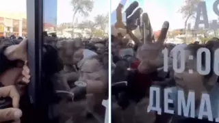 Шымкентте сауда үйлерінің біріндегі оқиға видеоға түсіп қалды