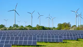 Қазақстан жаңартылатын энергия көздерін дамытудың аймақтық орталығы болуға дайын - Смайылов