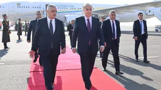 Тоқаев Ереванға жұмыс сапарымен барды