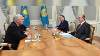 Тоқаев швейцариялық фармацевтикалық концерн төрағасын қабылдады