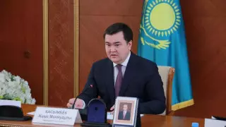Жеңіс Қасымбек Қарағанды ​​облысының әкімі қызметінен кетті