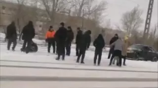 Павлодарда жүк көлігі екі оқушыны қағып кетті