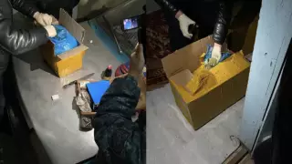 Абай облысында аяқкиімге тапсырыс берген әйел "тосын сый" алды