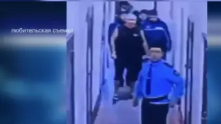 Түркістан облысында жұмысында шорты, майкамен жүрген полиция полковнигі қызметінен босатылды