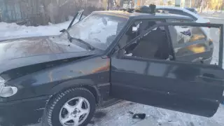 "Мұндай көліктің қажеті жоқ". Қостанайлық полицейлердің көзінше көлігін қиратқан