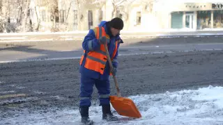 Тоқаев Жаңа жыл түнінде жұмыс істеген қазақстандықтарға алғыс айтты