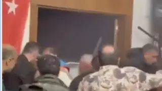 Түркияда қонақүйдің шатыры құлап, бірнеше адам зардап шекті