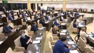 Сенаттың жаңа депутаты Қазақстан халқына ант берді