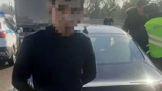 Алматыда көлік ұрлаған жігіт "жәбірленушінің өз ұлы тапсырыс бергенін" айтты