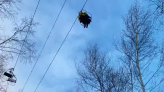 Баянауылда туристер аспалы жолда тұрып қалған