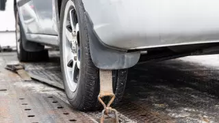 Полиция өкілдері эвакуатордағы көлікке салынған айыппұлға қатысты пікір білдірді