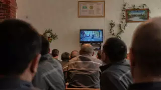 Президент заңға қол қойды: Қазақстан мен Өзбекстан сотталғандарды өз еліне беруге келісті