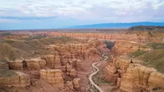 Қазақстанда танымал курорттық аймақтарға апаратын жолдар жөнделеді