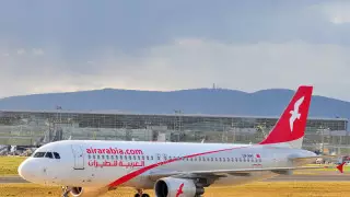 Air Arabia әуекомпаниясына рейсті кешіктіргені үшін айыппұл салынды
