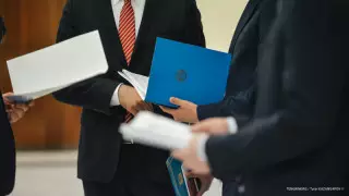 Тоқаев шенеуніктерге: Орталыққа жалтақтамау керек