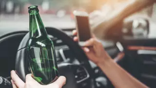 Түркістан облысында мас полицейлер тұрғындарға ұсталып қалды