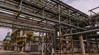 Бізге шала-шарпы жұмыстың керегі жоқ - Премьер-министр Шымкент мұнай өңдеу зауытына қатысты тапсырма берді