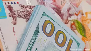 "Табысты осы жерден тауып, шетелде шашу" әдетінен арылу керек - Тоқаев